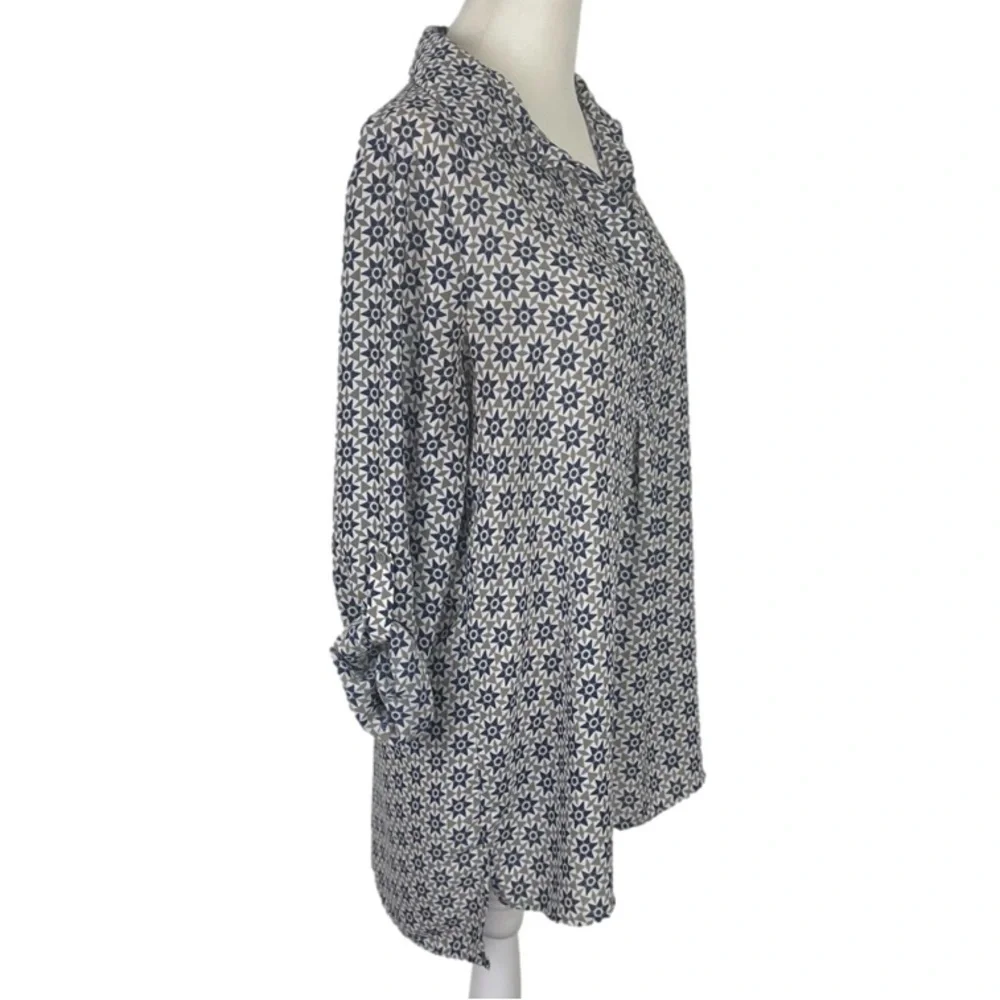 Prana Geometric Star Tunic Top Pullover Size Small White Gray Blue - Picture 4 of 11